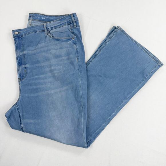 Old Navy Plus Women's Extra High Rise Flare Leg Jean Size 26-30 3X 4X Lgt Blue - Picture 1 of 13